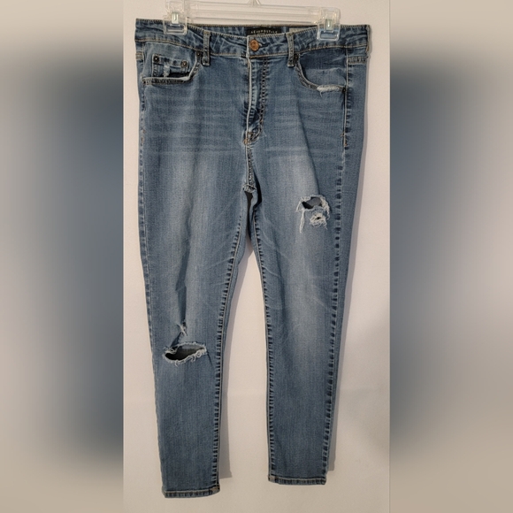 Aeropostale Denim - Aeropostale Designed In NYC High Waisted Ankle Jegging Size 12R